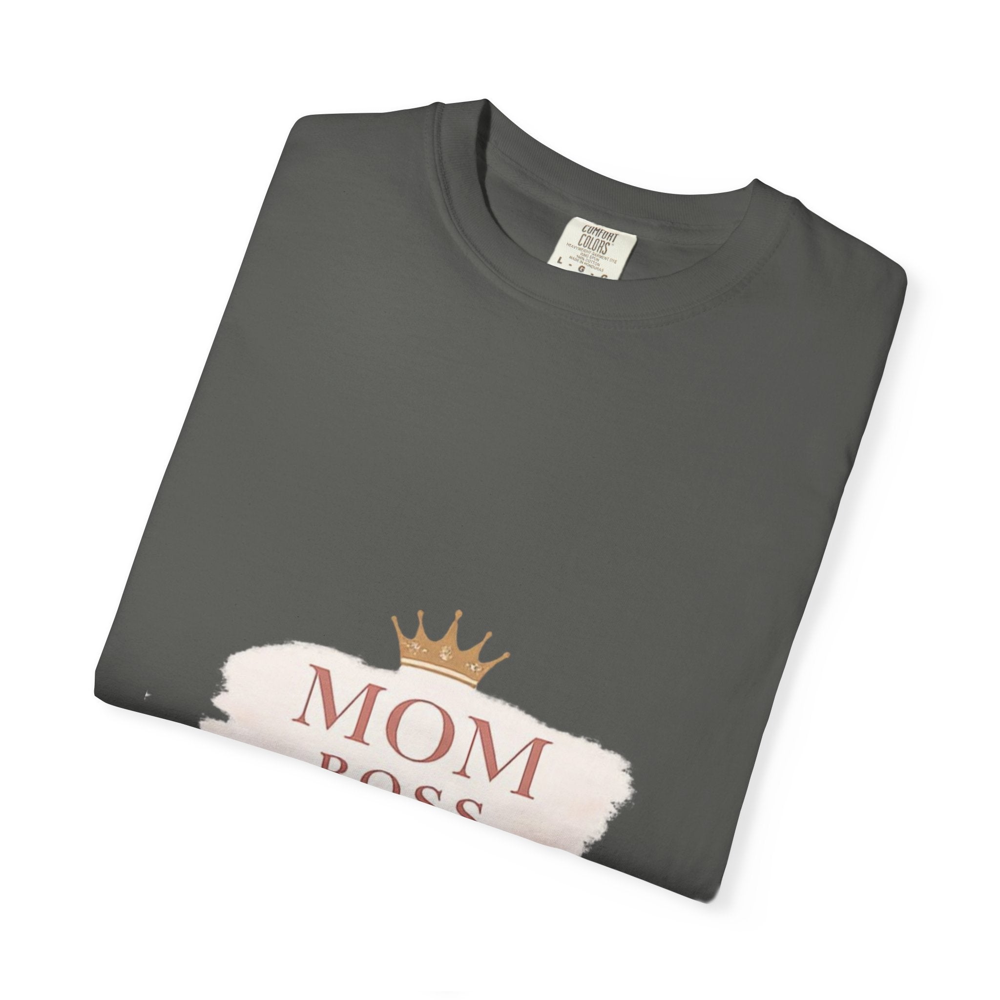 Mom Boss T-Shirt – Feminine Crown Graphic Tee for Mothers | Mother's Day Gift