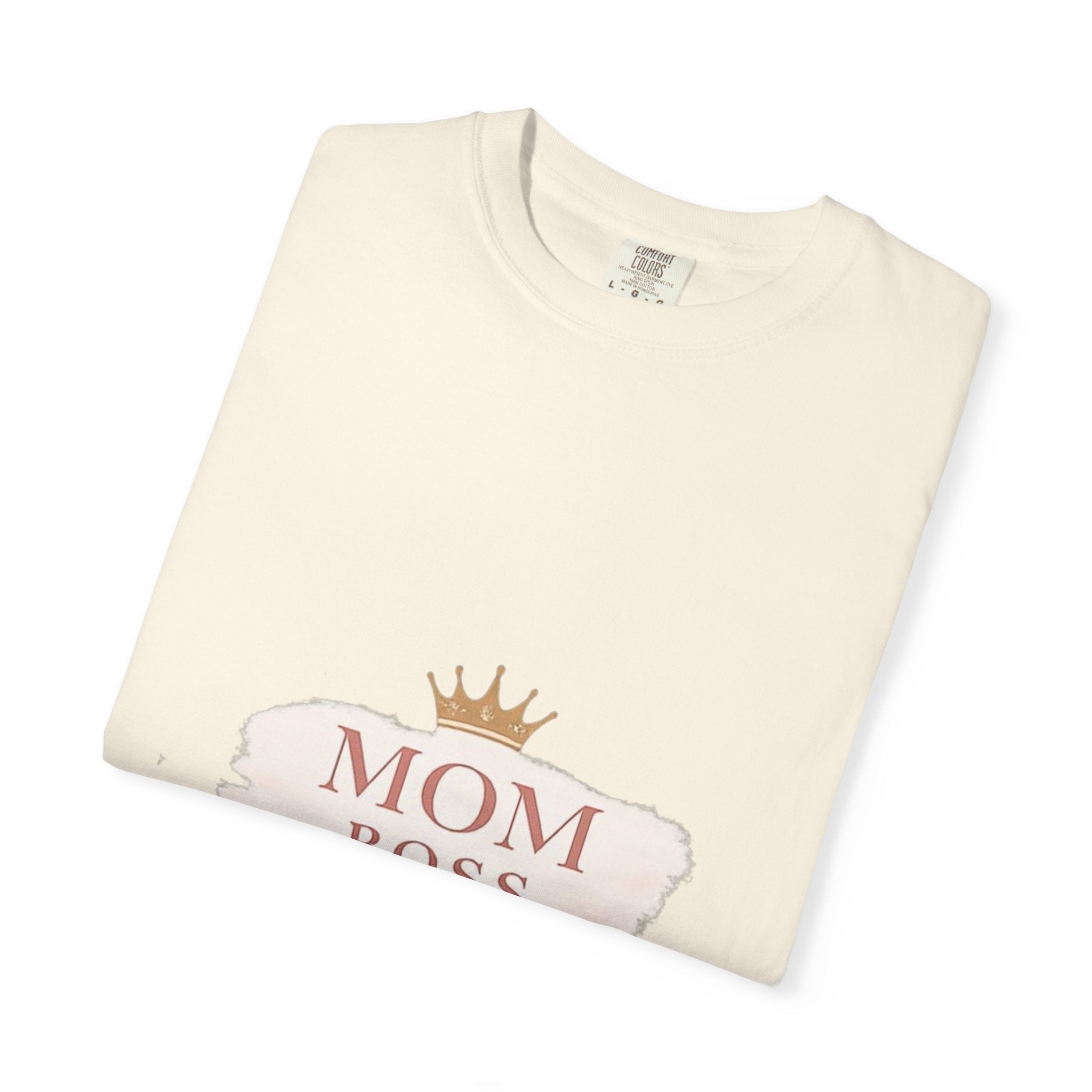 Mom Boss T-Shirt – Feminine Crown Graphic Tee for Mothers | Mother's Day Gift