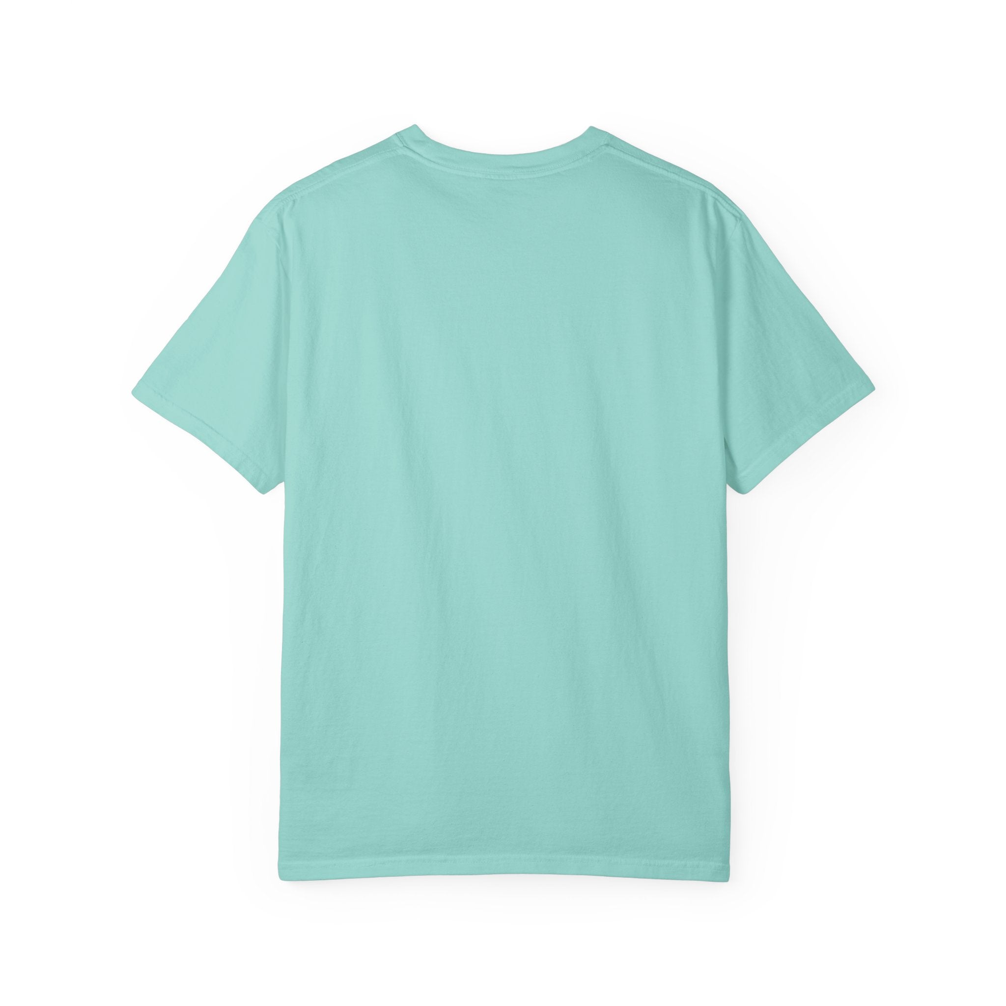 Mom Boss T-Shirt – Feminine Crown Graphic Tee for Mothers | Mother's Day Gift